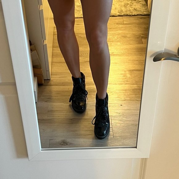 Aldo Black Patent Leather Booties - Picture 2 of 6